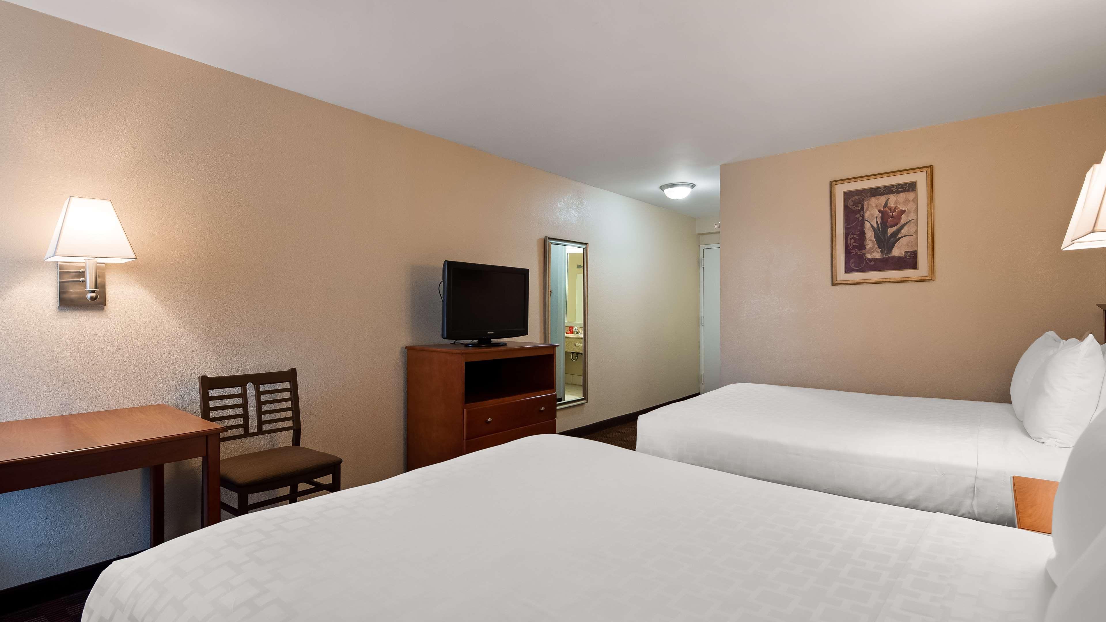 Surestay Hotel By Best Western East Brunswick Kültér fotó