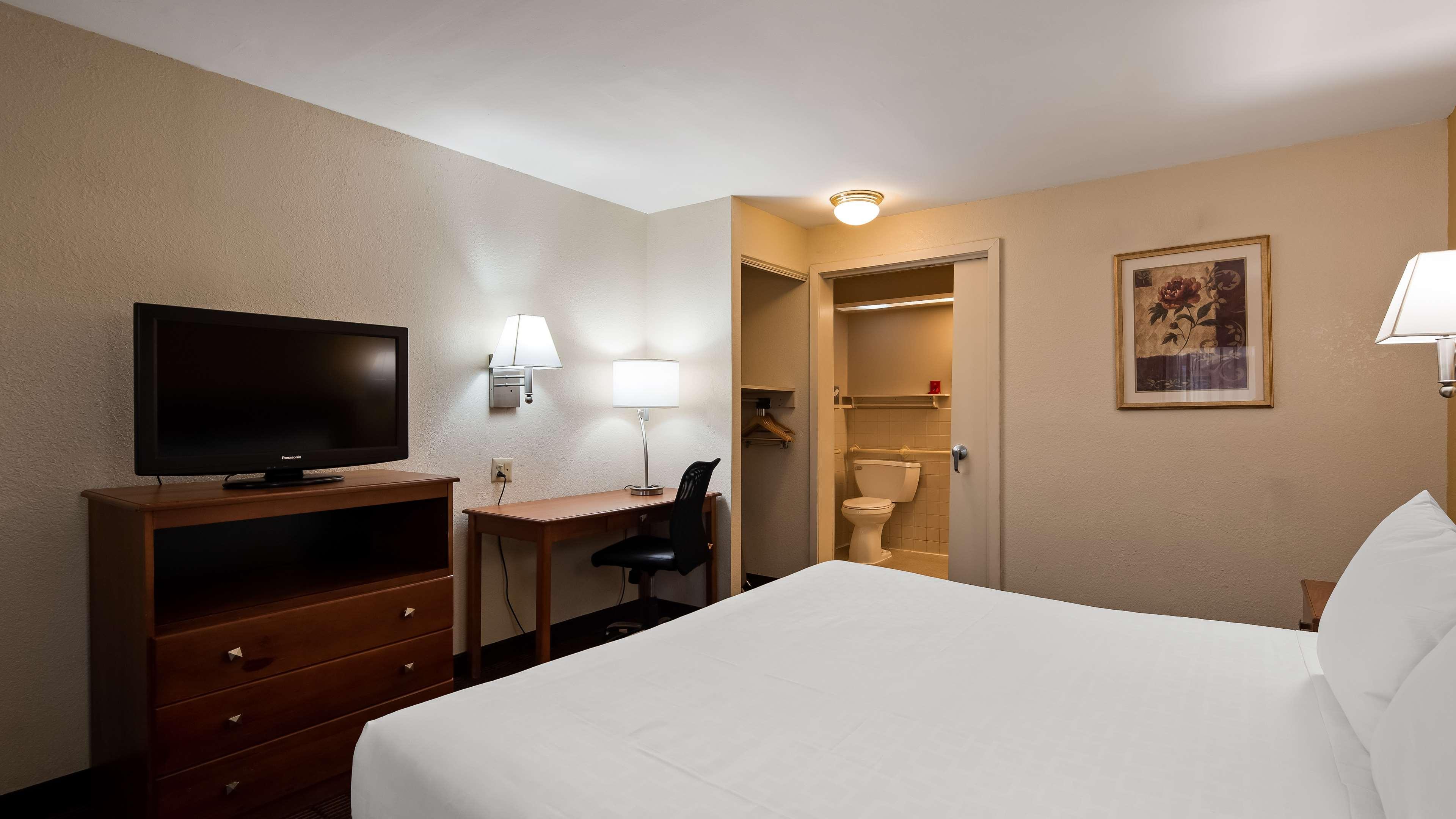 Surestay Hotel By Best Western East Brunswick Kültér fotó
