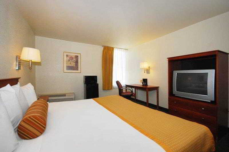 Surestay Hotel By Best Western East Brunswick Kültér fotó